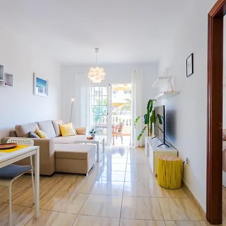 Primavera With Heated Pool Apartman *