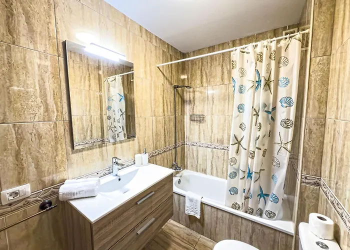 Primavera With Heated Pool Appartement *