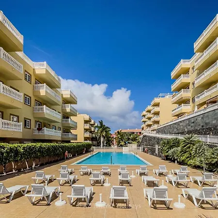 Primavera With Heated Pool Daire